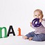 Naias forældre valgte en pakke, hvor Naia blev fotograferet som nyfødt, ved 3 måneder og her 6 måneder gammel. Medio 2013 kommer hun igen, når hun fylder 1 år.